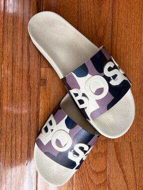 Boss Beige Slides with Purple and Navy Camo Strap